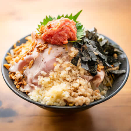 デカ盛りレアチャーシュー丼｜習志野で丼や麺のテイクアウト・デリバリーならドンちゃん食堂